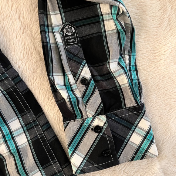 Roar Embroidered Blue & Black Plaid Button-Up shirt - men's large - Picture 9 of 10